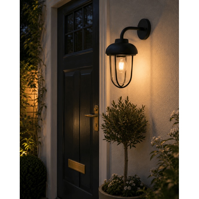 Magnalux Bulter Outdoor Wall Light